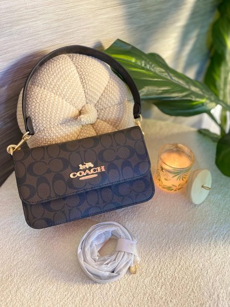 حقيبة كوتش مختومة ماستر كوبي مع علبة ✨