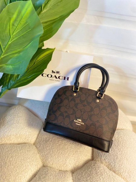 حقيبة كوتش مختومة قاعدة 29 سم COFFE/BLACK مع علبة ماستر كوبي ✨