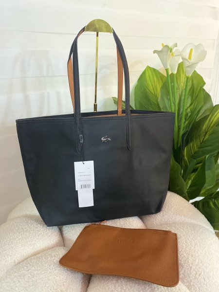 حقيبة لاكوست دبل فيس مختومة حجم كبير