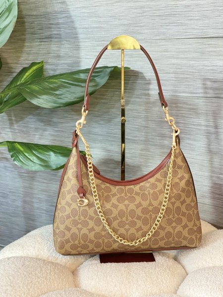 حقيبة كوتش مختومة مع حزام وعلبة ✨