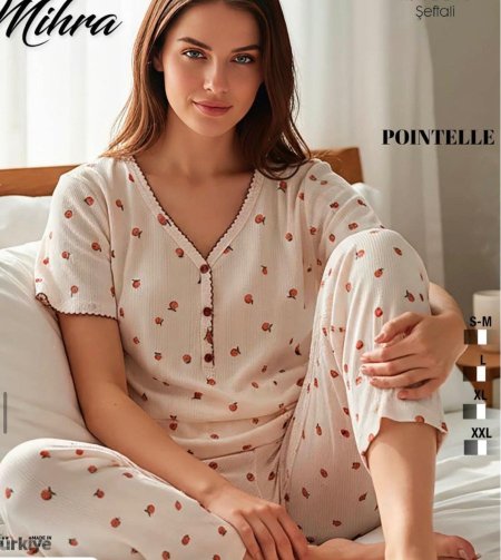 بيجامة نص كم هاديه  مع زرار