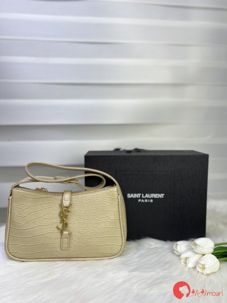 كروس YSL مختومة لون بيج جلد تمساح قاعدة 25 سم مع علبة