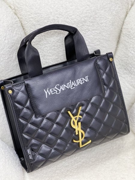 حقيبة YSL حجم كبير مختومه قاعدة 30 سم