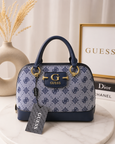 حقيبة GUESS مختومة حجم 25 سم مع علبة
