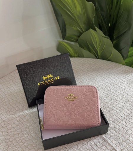 محفظة COACH للبطاقات والنقود مع علبة