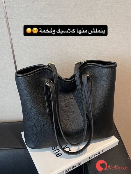 أسود