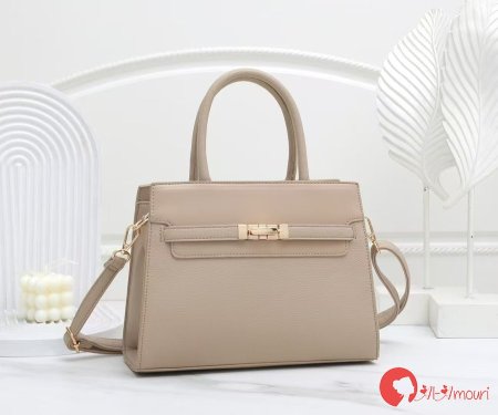 شنطة حجم وسط عملي