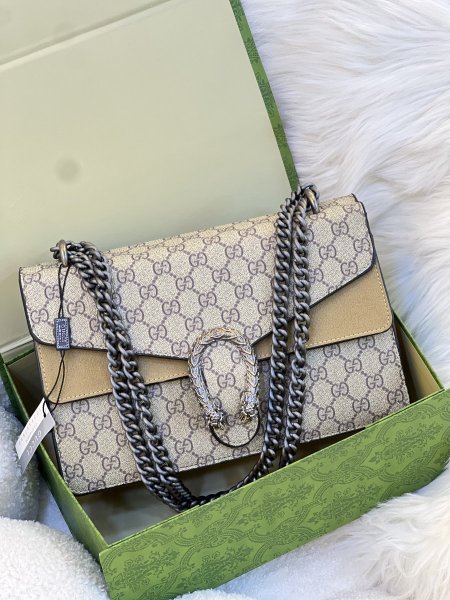 حقيبة GUCCl مختومه قاعده 28 سم مع علبه