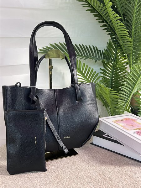 حقيبة بولين مختومه بلون الأسود ✨