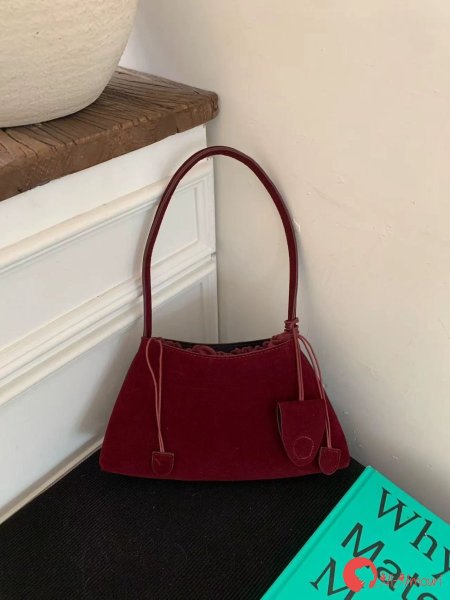 كروس صبايا 💗🎀